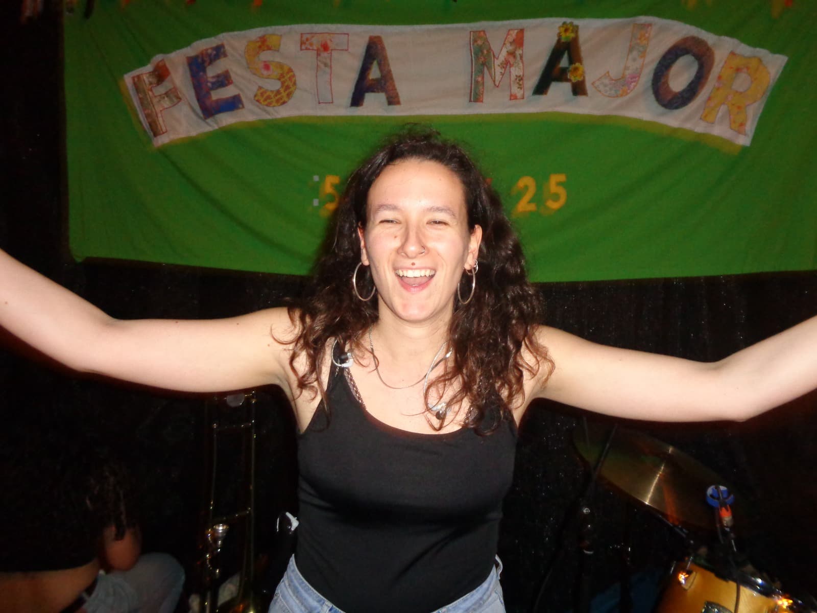 Laura, bateria de Nibrot
